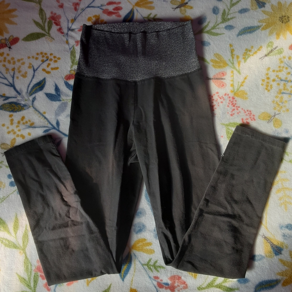 Black & silver leggings Size M/M brand AERIE